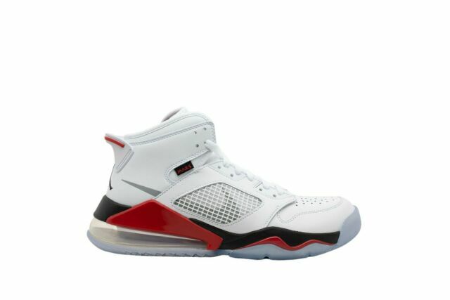Size 11 - Jordan Mars 270 Fire Red 