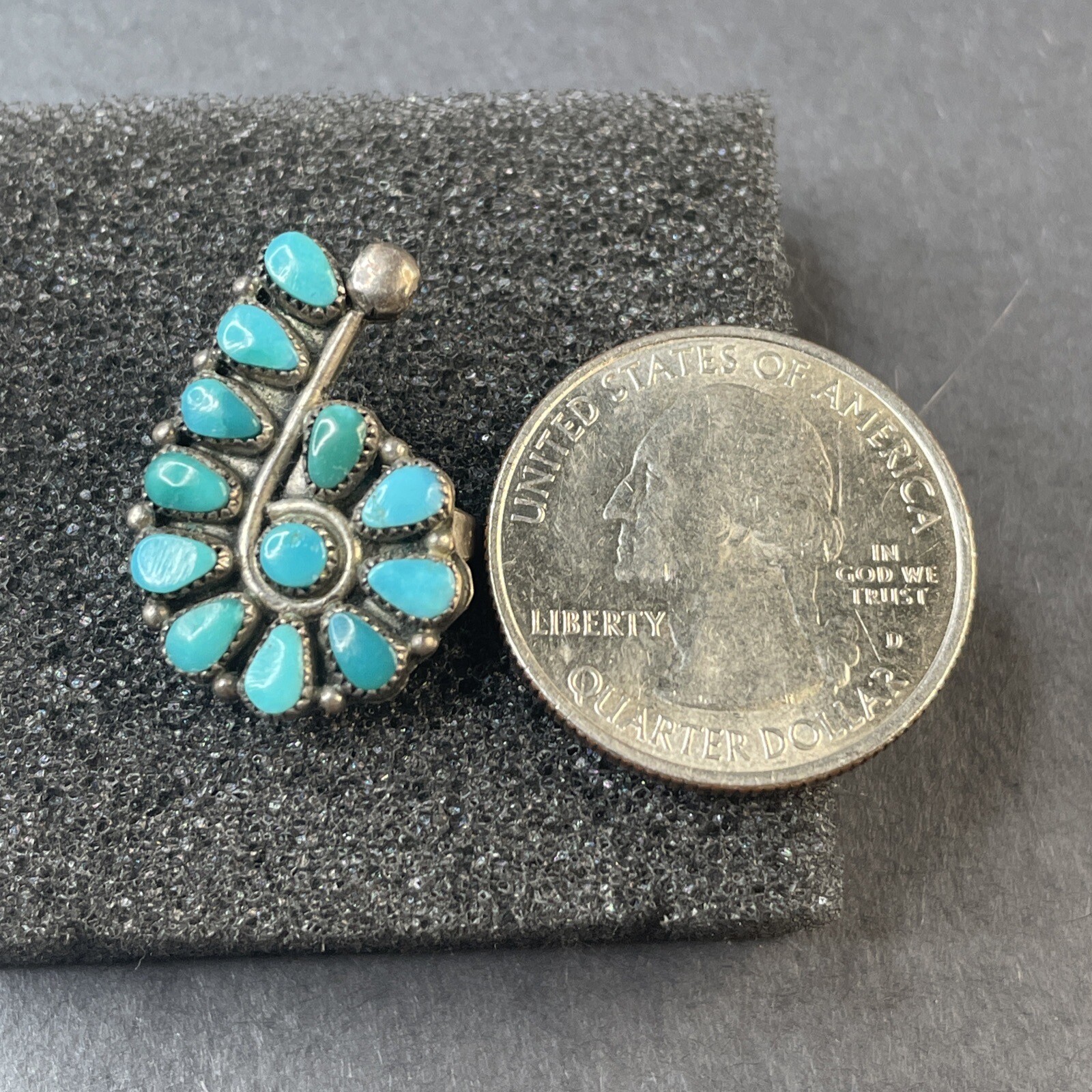 Vintage Solid Sterling Turquoise Native American … - image 2