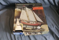 Authentic Models Holland U.S. Schooner 'Coureuse' 1785 1/75 Model Ship Kit