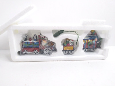Dept 56 NORTH POLE EXPRESS Heritage Village Christmas Train #56368 in Box