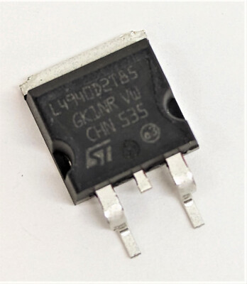 1 Stück L4940D2T85 | VERY LOW DROP 1.5A REGULATOR | 8.5V output | D2PAK | STM