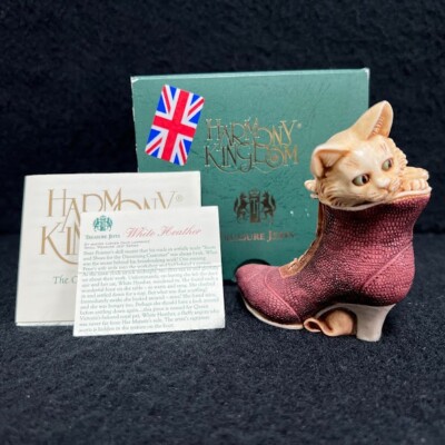 Harmony Kingdom Treasure Jests ''White Heather'' Cat in Boot Limited Edition w/box