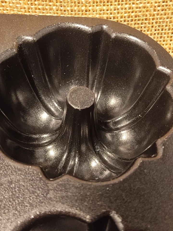 Nordic Ware 6 Mini Bundt Muffin Cake Pan Black Non-Stick Baking Tray 14” X 9” - Image 3 of 4
