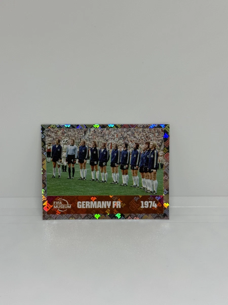 FIFA World Cup Soccer 1974 Season Sports Trading Cards