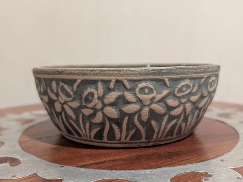 Vintage Robinson Ransbottom Or Red Wing Pottery Brushware Daffodil Bulb Bowl