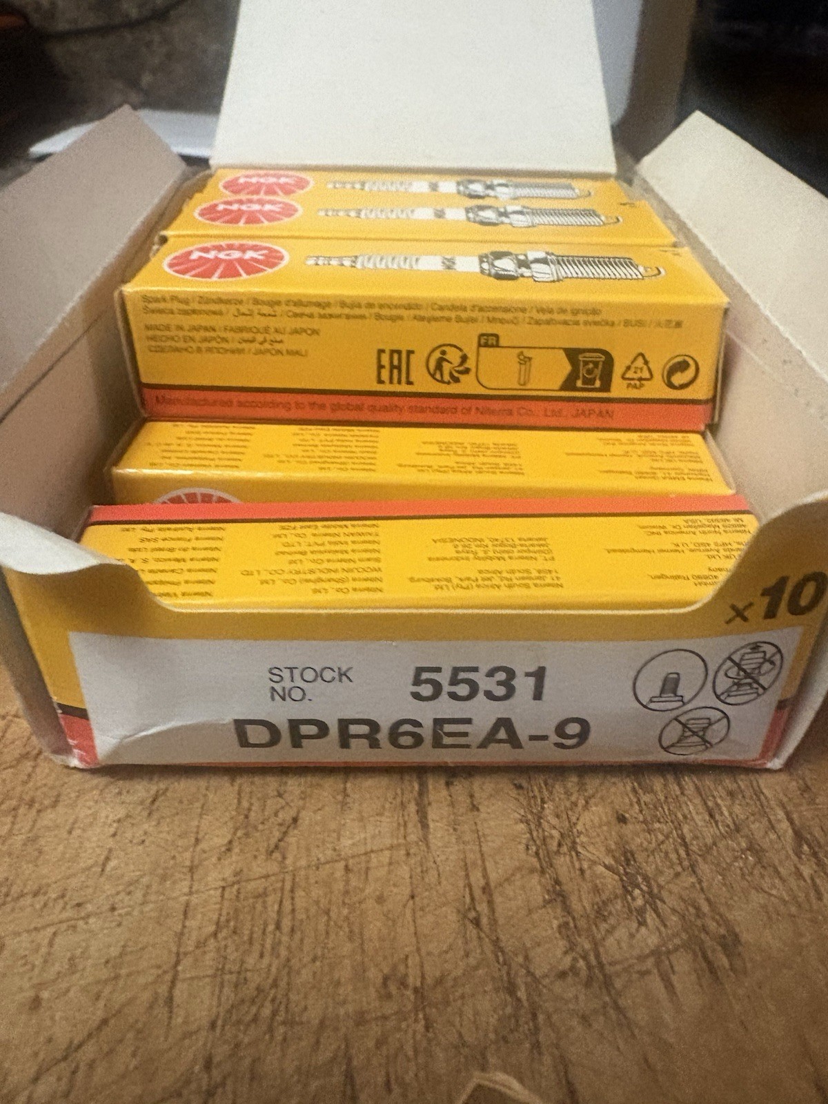 8 NGK DPR6EA-9 5531 SPARK PLUGS, NEW