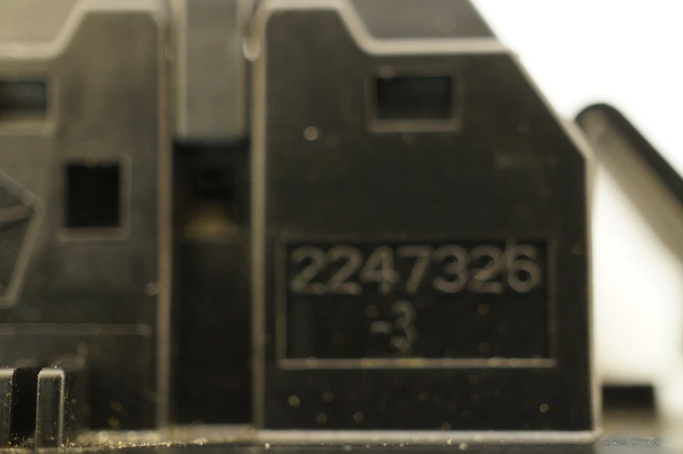 🔅2017-2023 Dodge Challenger OEM Led Lamp, DASHBOARD COURTESY LIGHT - Image 4 of 4