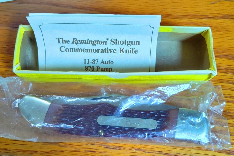 Remington R870 Vintage Knife Brand New Old Stock