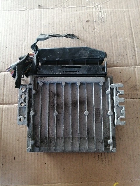 8200214973 SIEMENS SIRIUS34 CENTRALINA MOTORE RENAULT KANGOO KC0/1 1.6 4X4 70KW - Immagine 3 di 3