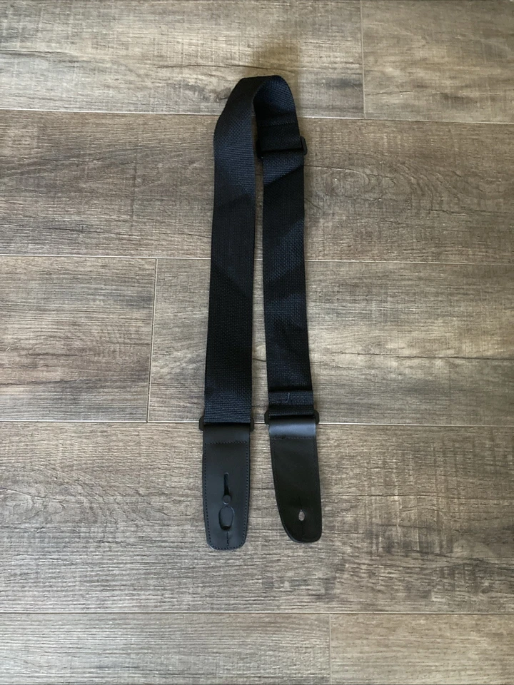 Black Electric Guitar Six String Aria Pro II 615 Frontier  - Image 3 of 4