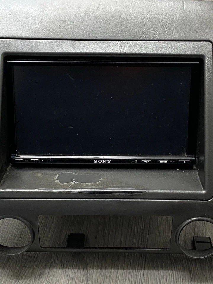 Pantalla de navegación multimedia Sony XAV-72BT con panel de instrumentos Honda Civic 06-11 Foto 3 de 4