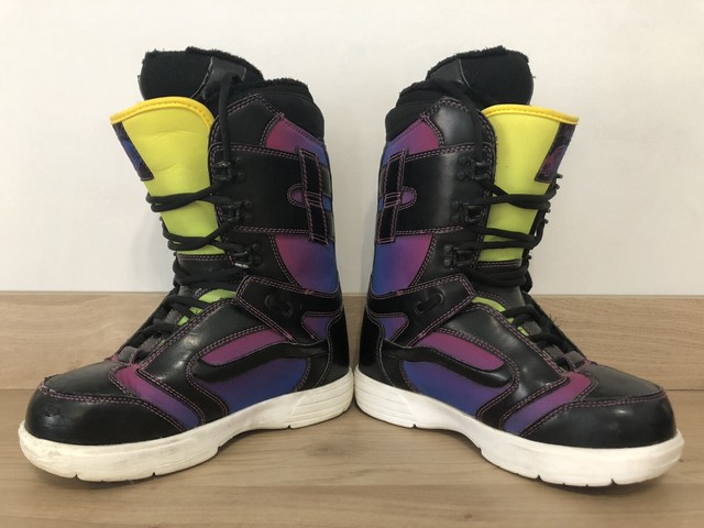 vans tri fit x snowboard boots