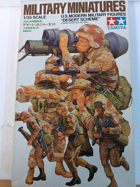 TAMIYA 1/35 US. MODERN "DESERT SCHEME"