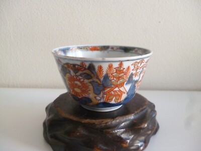 SCHÖNE JAPANISCHE PORZELLAN TASSE ARITA/AMARI STIL ROT BLAU GOLD