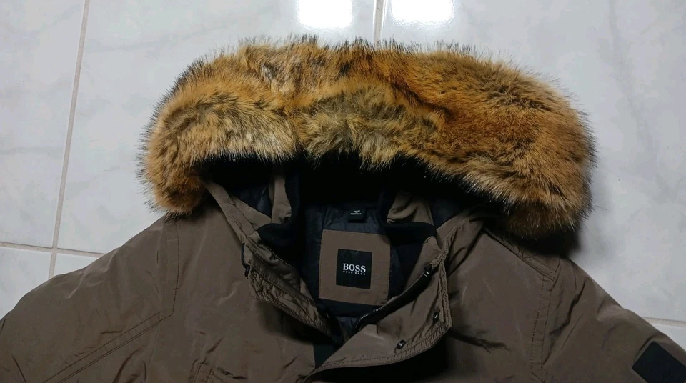 Chaqueta parka de plumón Hugo Boss OPOLE para hombre talla M 38 R repelente al agua piel sintética Foto 4 de 4