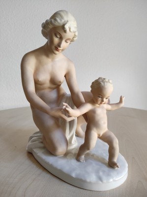 Schaubach Kunst Porzellan Figur Mutter mit Kind von K. Steiner
