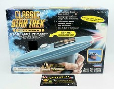 Star Trek Movie Series Playmates 1996 Starfleet Phaser 16081 - BRAND NEW