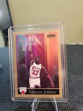 1990-91 SkyBox Basketball Cards 22