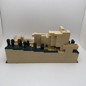 LEGO Frank Lloyd Fallingwater 21005 Complete Original Box, Manual & Extra Pieces