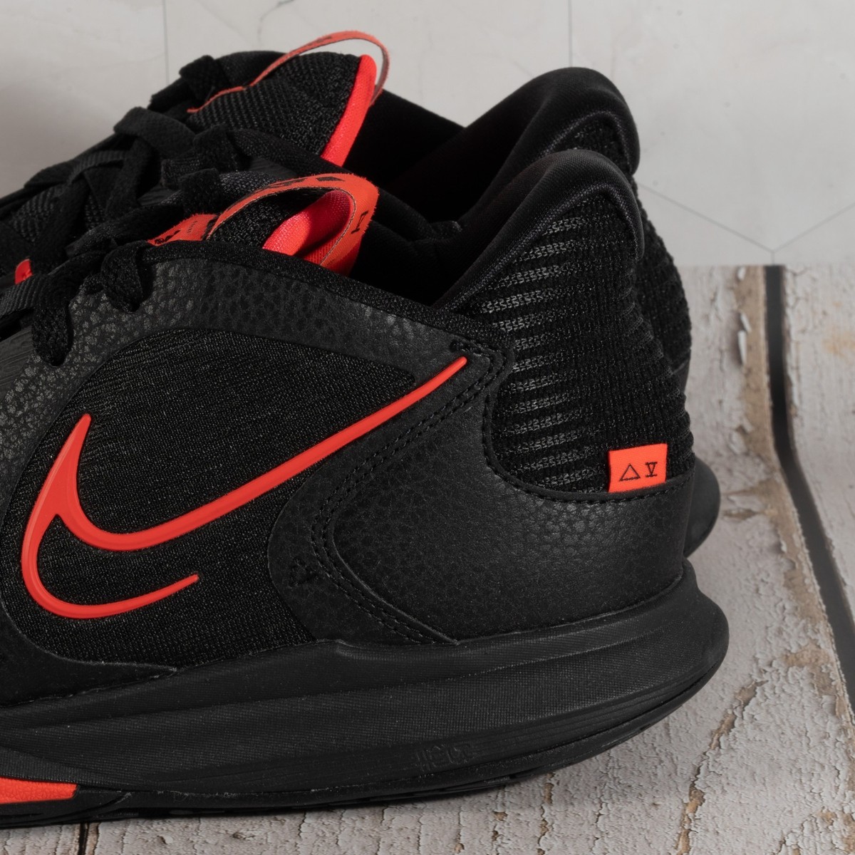 Nike Kyrie Low 5 Basketball Shoes Black Crimson Men’s DJ6012-004 NEW Kyrie Low 5  main image 3