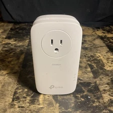 TP-LINK 2 PORT GIGABIT PASSTHROUGH POWERLINE ADAPTER TL-PA9020P