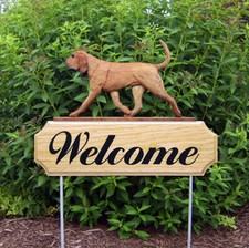Bloodhound Wood Welcome Outdoor Sign Red
