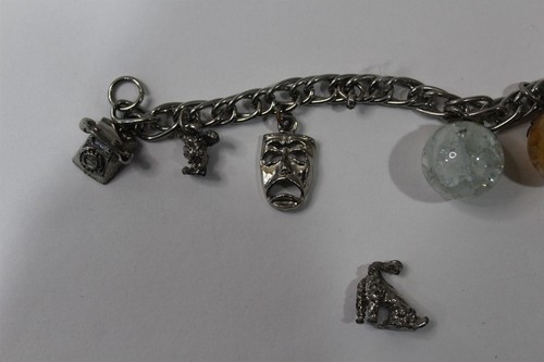 Retro Style Charm Bracelet with 9 Charms Silver-Tone & 2 Marbles Vintage - Picture 3 of 5