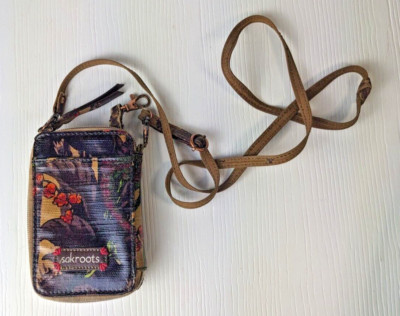 Sakroots Wallet Shoulder Strap One World Photo ID Crossbody poor condition