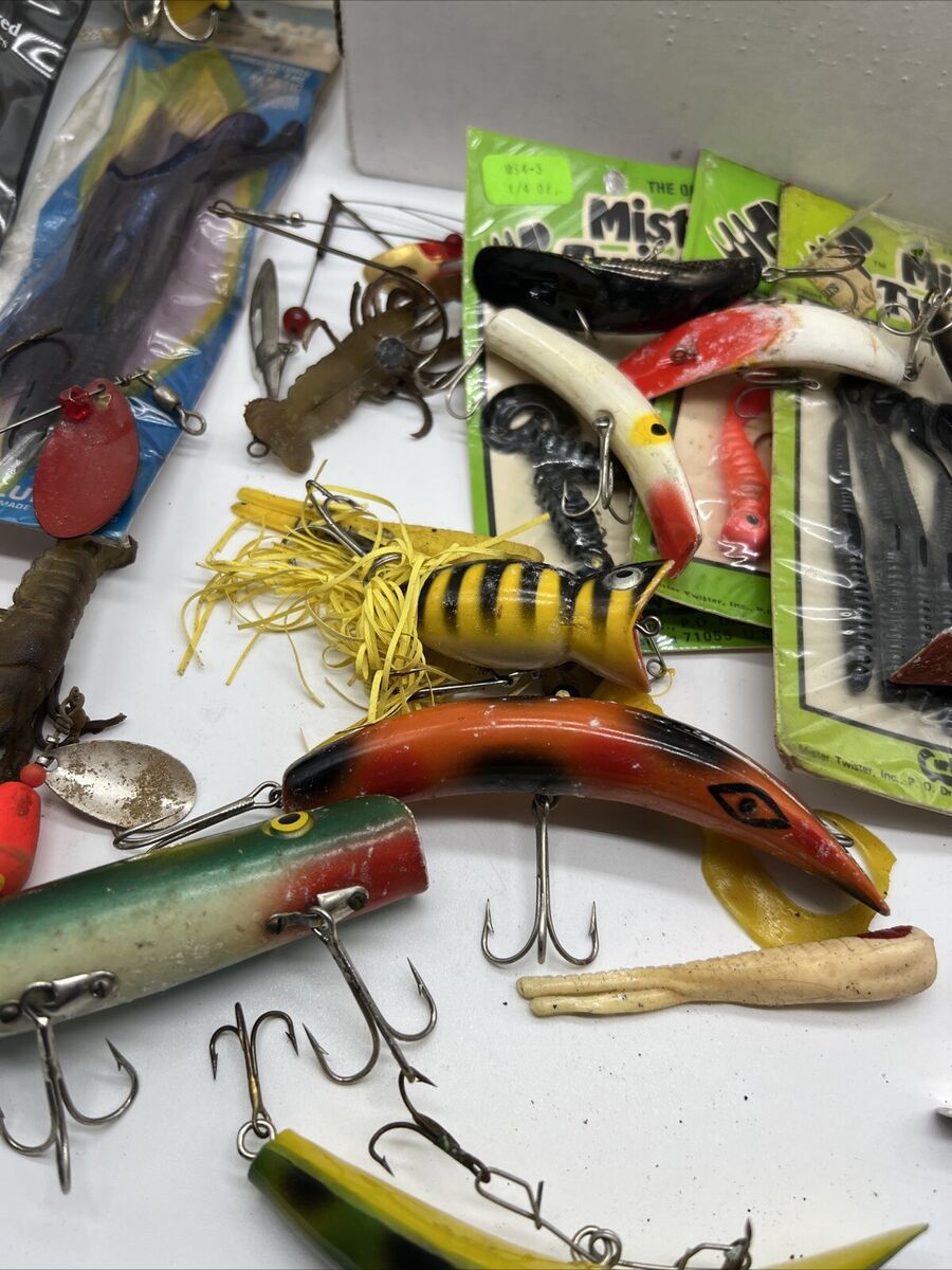 Lot Fishing Lures Vintage And Modern Mixed Lot Must See Rare Lot Fishing Lures Vintage And Modern Mixed Lot Must See Rare