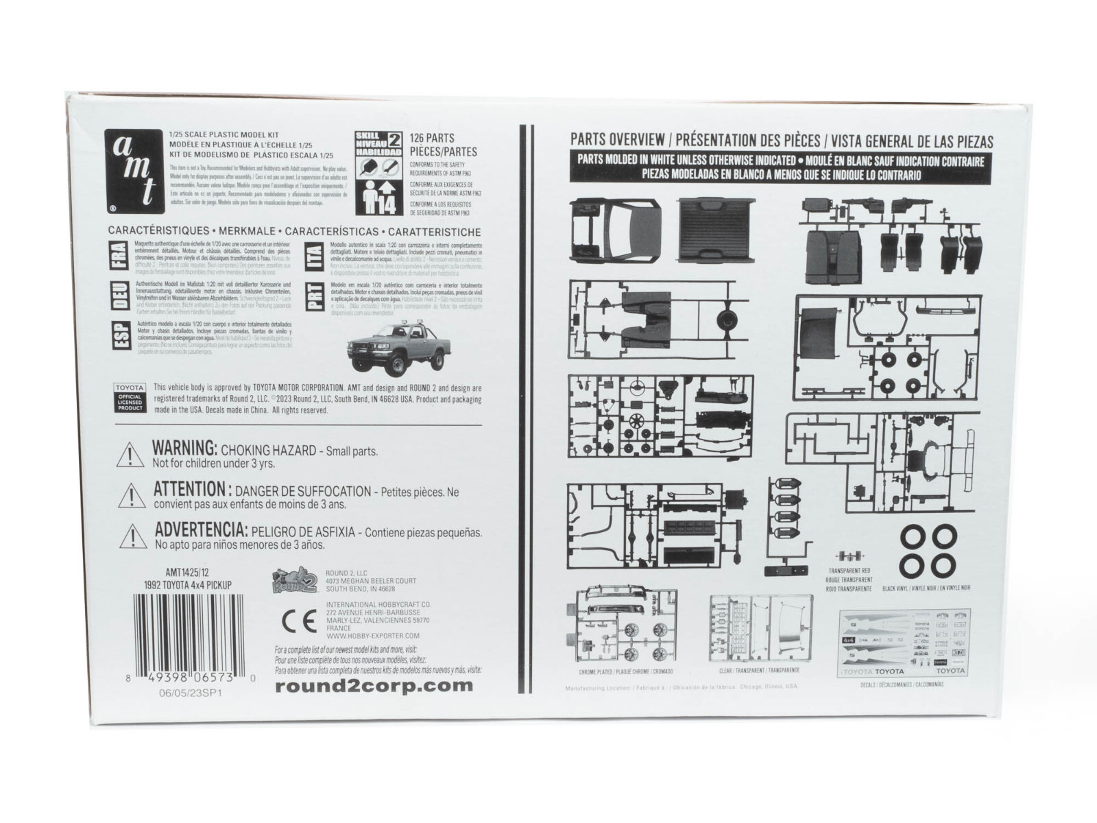 AMT 1992 Toyota 4X4 Pickup Truck 1:20 Scale Plastic Model Car Kit 1425