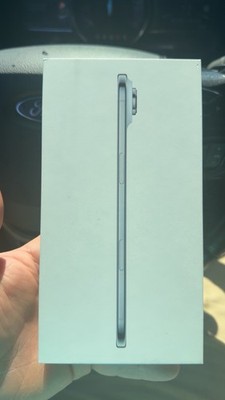 Apple iPhone Air 256GB   T-Mobile LOCKED   100% Battery   Pristine Condition