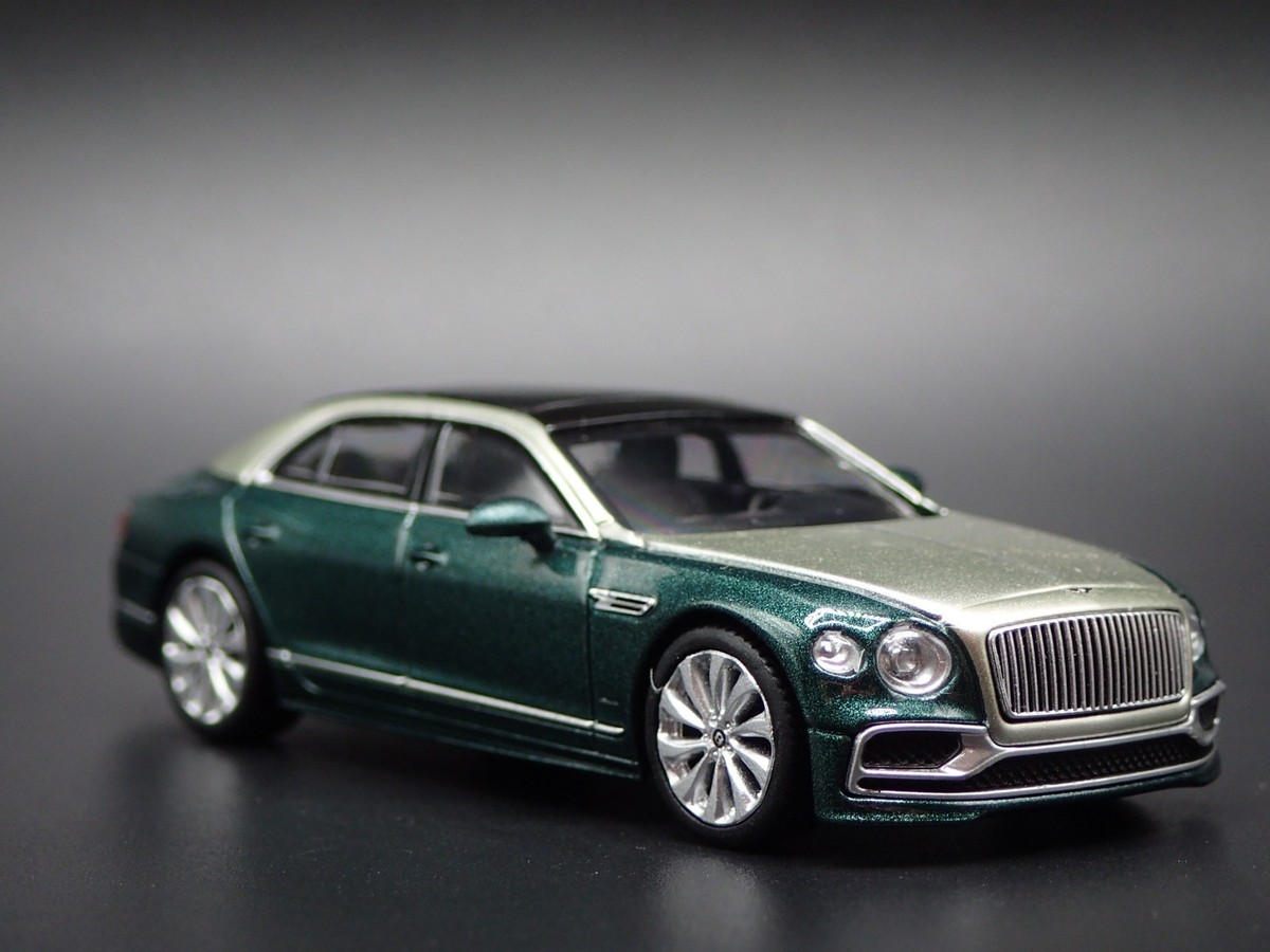 2019-2025 BENTLEY FLYING SPUR 1:64 SCALE COLLECTIBLE DIORAMA