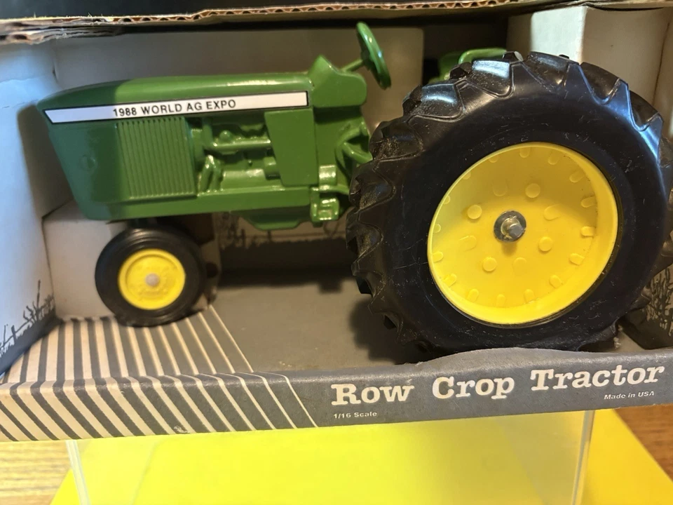 MODELOS A ESCALA 1/16 TRACTOR JOHN DEERE 1988 EXPOSICIÓN MUNDIAL EXHIBICIÓN GRANJA JUGUETE HF Foto 2 de 4