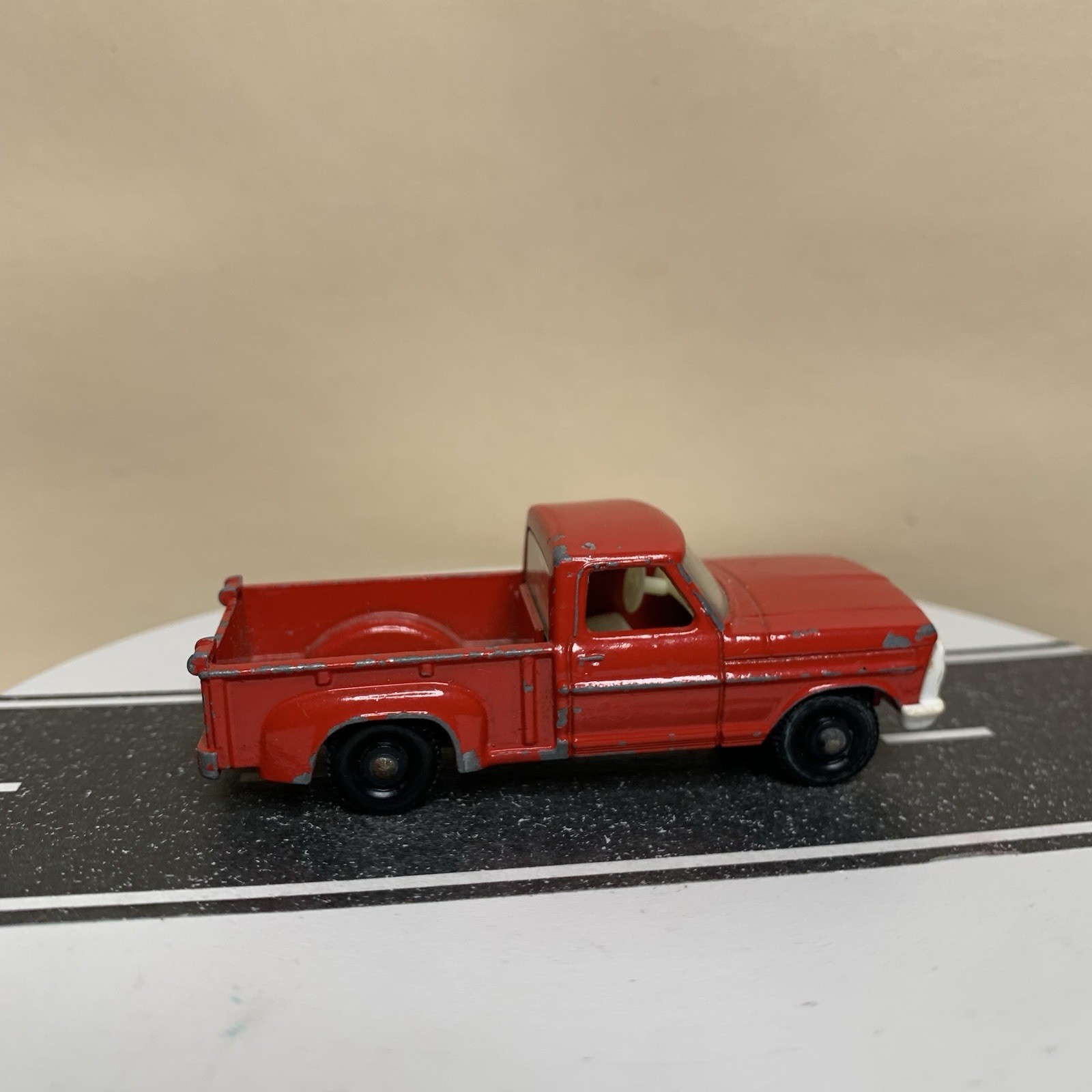 1968 Lesney Matchbox Red Ford Pick-Up Truck w White Grille Black Base Vintage Toy Car #6