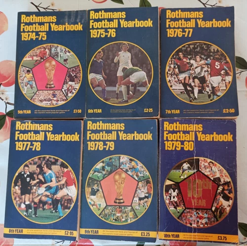 LOT DE 6 ROTHMANS FOOTBALL YEARBOOK DE 1974-75 a 1979-80