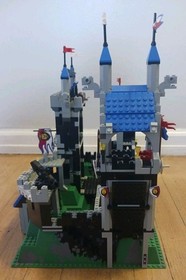 LEGO (6090) Castle: Royal Knight's Castle - 100% Complete Box Manual All Figures