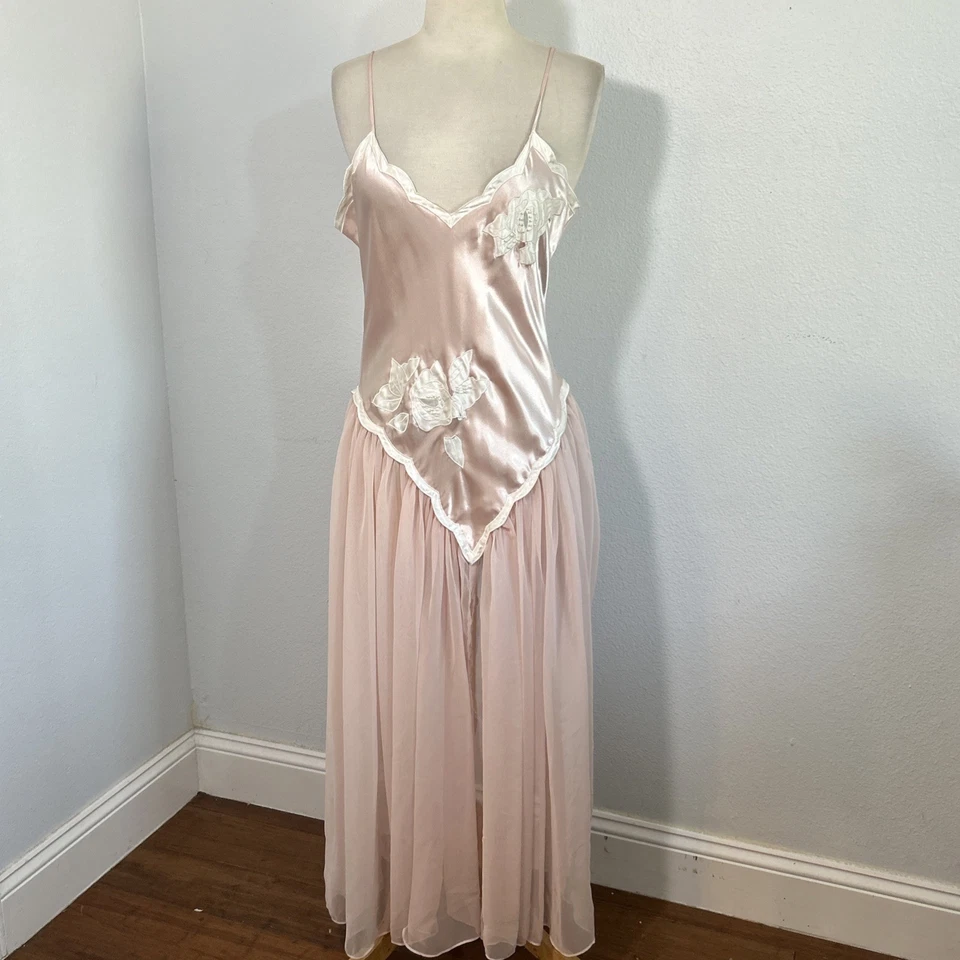 Antigo Vestido Chinelo Victorias Secret M Rosa Cetim Etiqueta Dourada Camisola Fada Anos 90 - Imagem 2 de 4