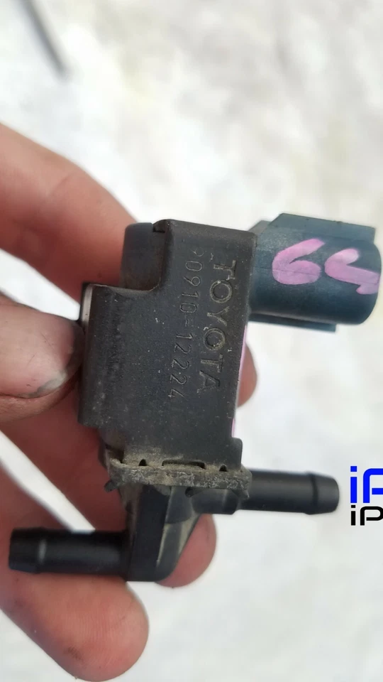 Válvula de conmutación de vacío Lexus IS300 GS300 VSV 2002 2003 2004 2005 90910-12224 Foto 3 de 3