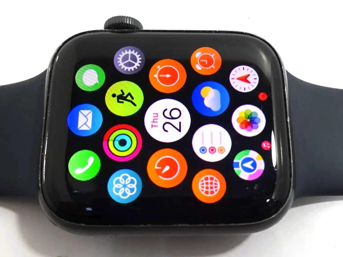 Apple Watch SE（第1世代）GPS/44mm/A2352 ⑤ APPLE Watch Series SE 1st GPS - 44MM Aluminum Case A2352 - Black