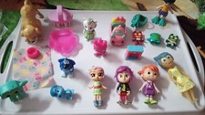 Little Girl's Toy Lot Of Miscellaneous Characters And Accessories