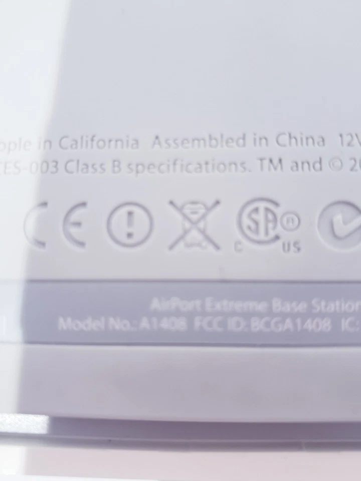 Базовая станция Apple AirPort Extreme A1408 802.11n двухдиапазонная  - Изображение 4 из 4