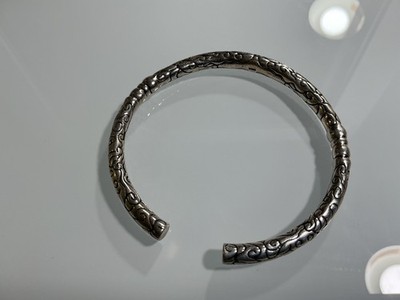 STERLING SILBER 925 OFFENER ARMREIF ARMBAND GEÄTZT DESIGN SCHWERES STÜCK 37GRAMM