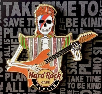 Hard Rock Cafe Berlin David Bowie Skull Guitar Pin New Limited Edition
