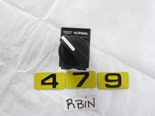 SCHNEIDER ELECTRIC 2 POSITION SELECTOR SWITCH W/2-ZBE-101 CONTACT BLOCKS