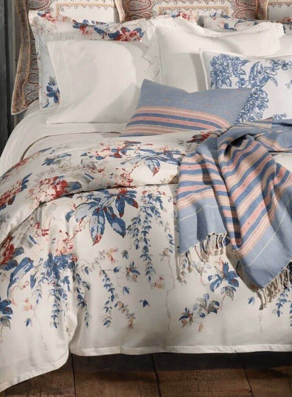 RARE & NEW Ralph Lauren Veronique Estelle King Size Comforter 110" X