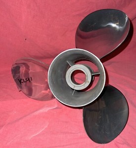Hélice Inox 3 Pales MERCURY VENGEANCE 90 à 300Cv
