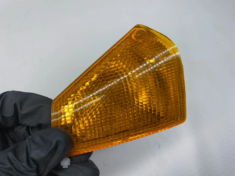 BMW R100RT Front Left Indicator Front Left Turn Signal Indicator (1) 95' - Image 2 of 4