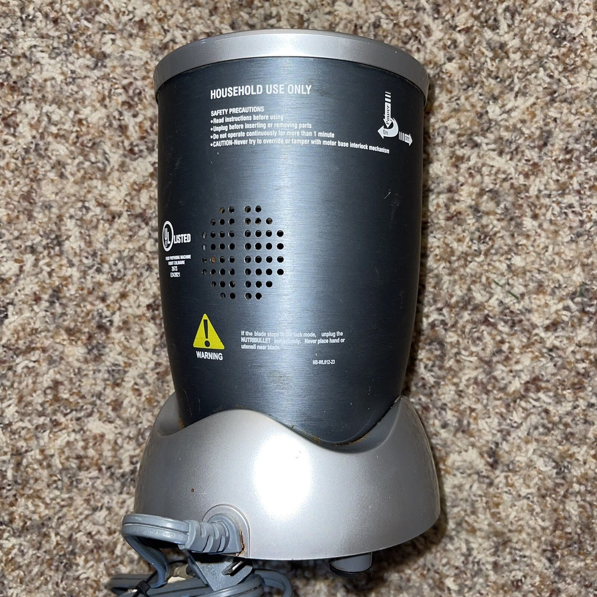 中古品　ニュートリブレッド　NB-101B Nutribullet Nb 101b