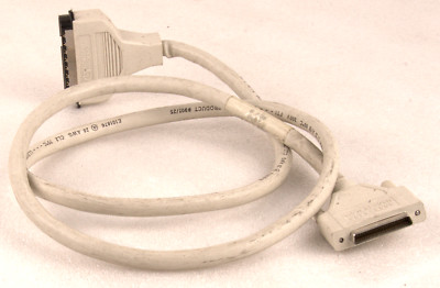 SCSI Kabel 1,4m C50 Male Centronics - HD50 Male beige HP 5062-3388 80C 300V