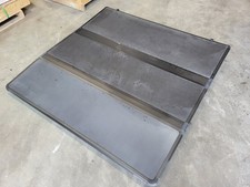 Surplus New Extang 83702 Solid Fold 2.0 Tri Fold Hard Truck Bed Cover Parts